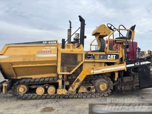 CAT AP-650B Stavebnictví - ostatní