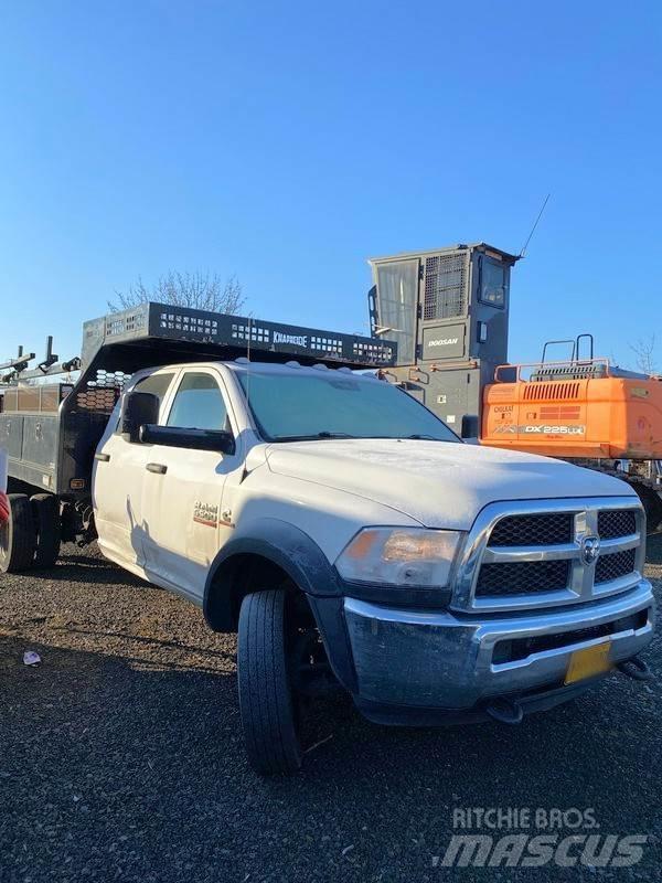 Dodge Ram 5500 Další