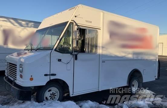 Ford E350 Skříňová nástavba