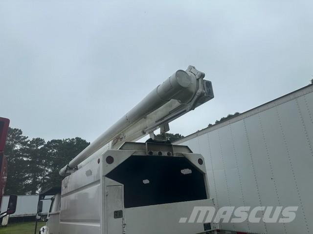 Freightliner M2 Další
