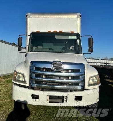 Hino 268 Skříňová nástavba