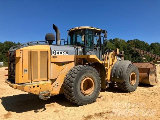 John Deere 824K Kolové nakladače