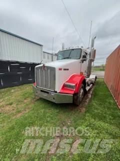 Kenworth T800W Tahače