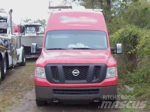 Nissan NV2500 Skříňová nástavba