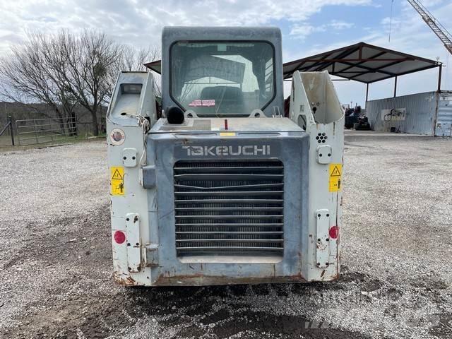 Takeuchi TL8 Pásové nakladače