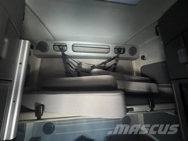 Volvo VNL64T670 Tahače