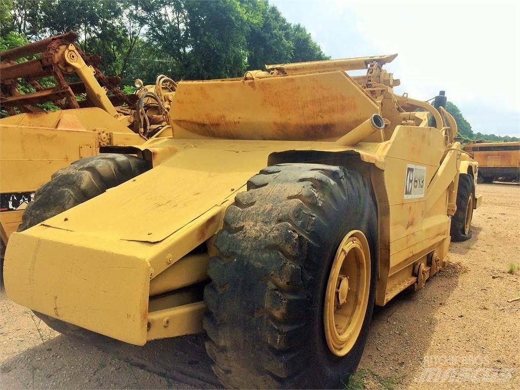 CAT 613 Skrejpry
