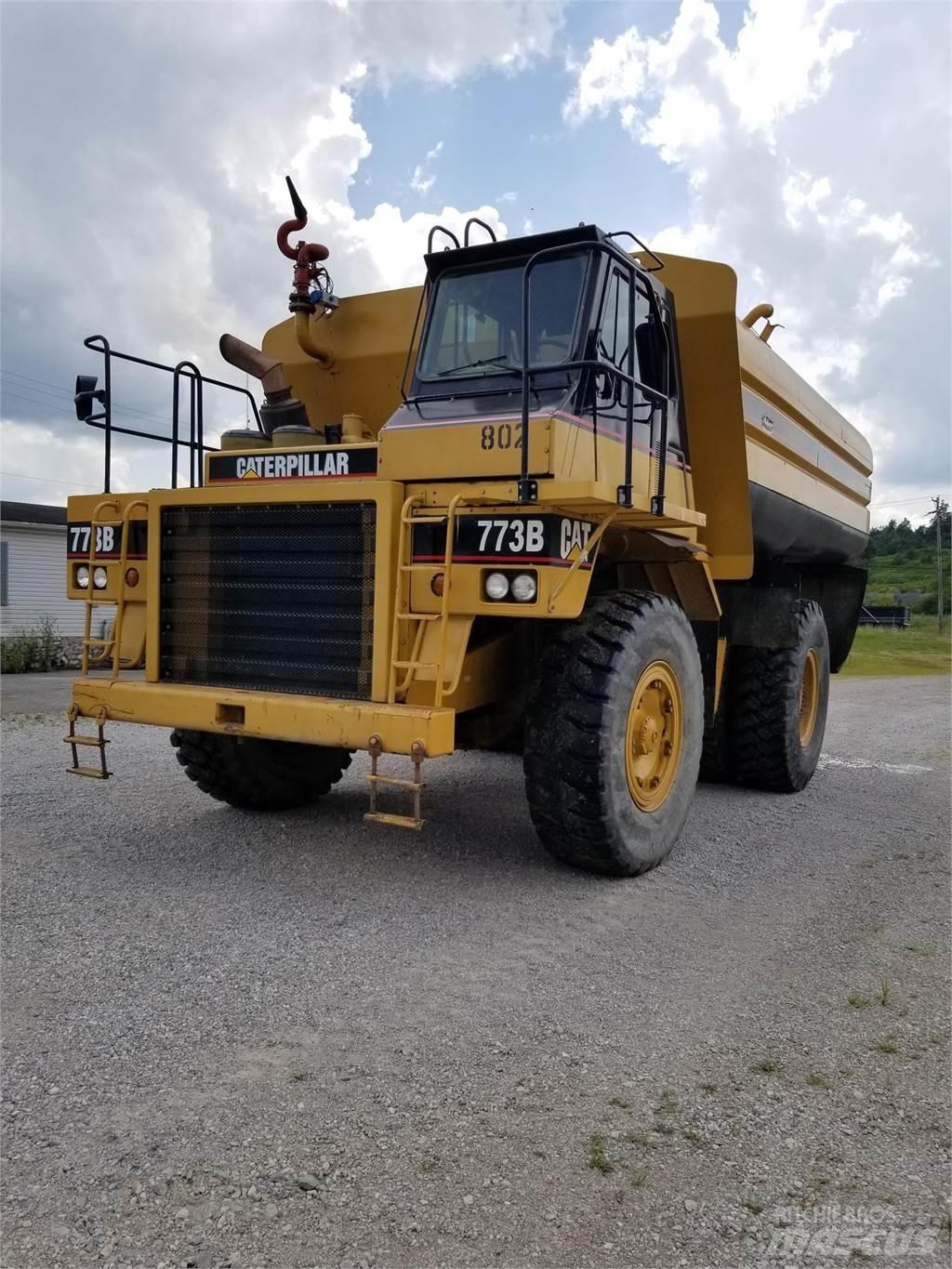 CAT 773B Cisterny na vodu