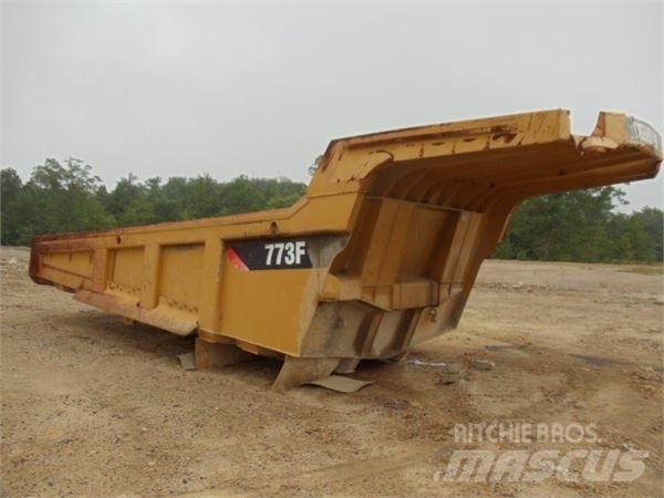 CAT 773F Stavebnictví - ostatní