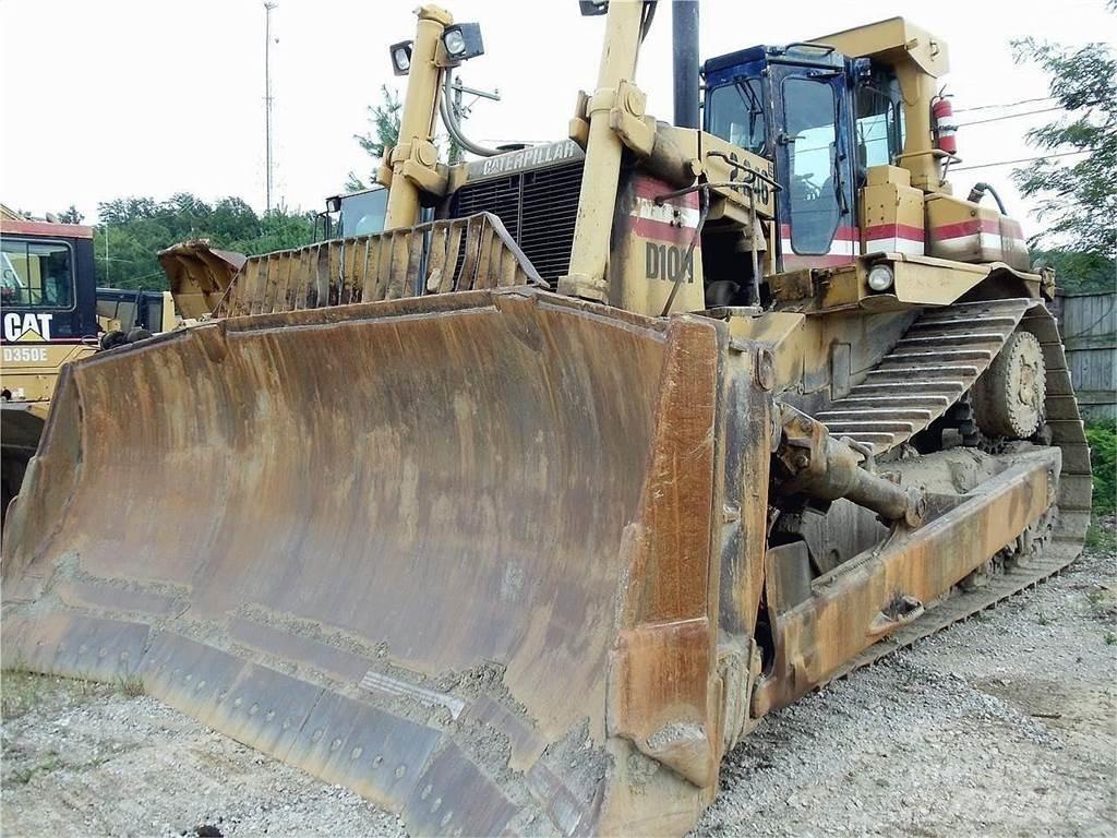 CAT D10N Pásové dozery