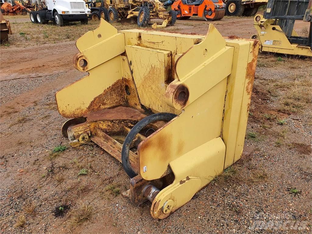 CAT D11 Ostatní komponenty