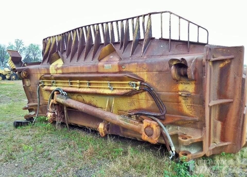 CAT D11 Radlice