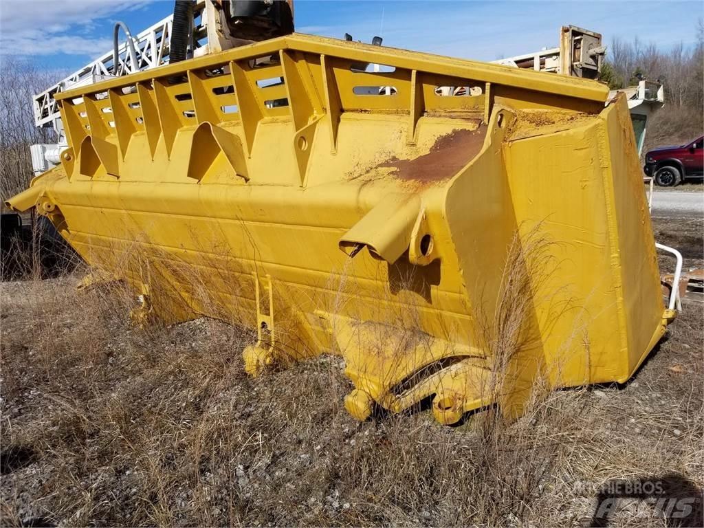CAT D11N Pásové dozery