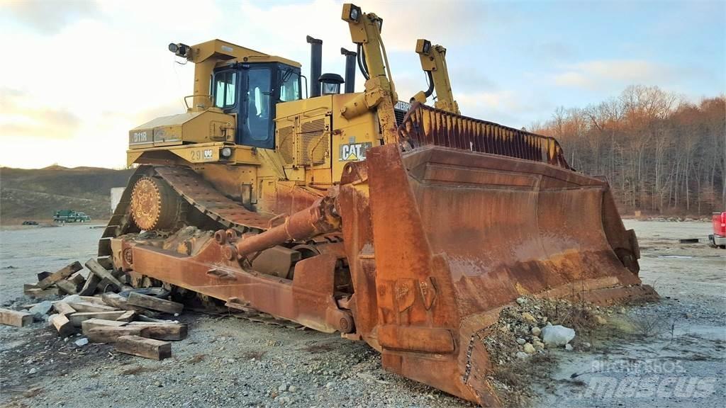 CAT D11R Pásové dozery