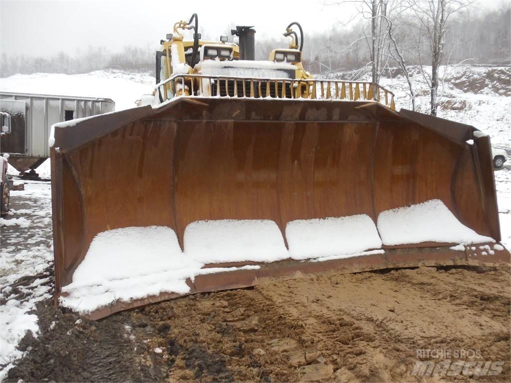 Komatsu D475A-3 Pásové dozery