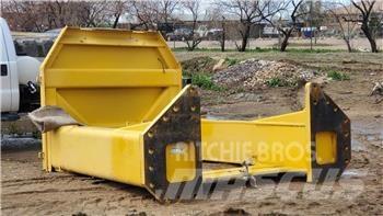 Komatsu WA1200 Kabiny a interiér