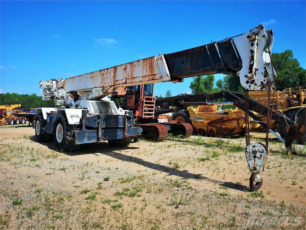 P&H CN40 Jeřáby pro těžký terén