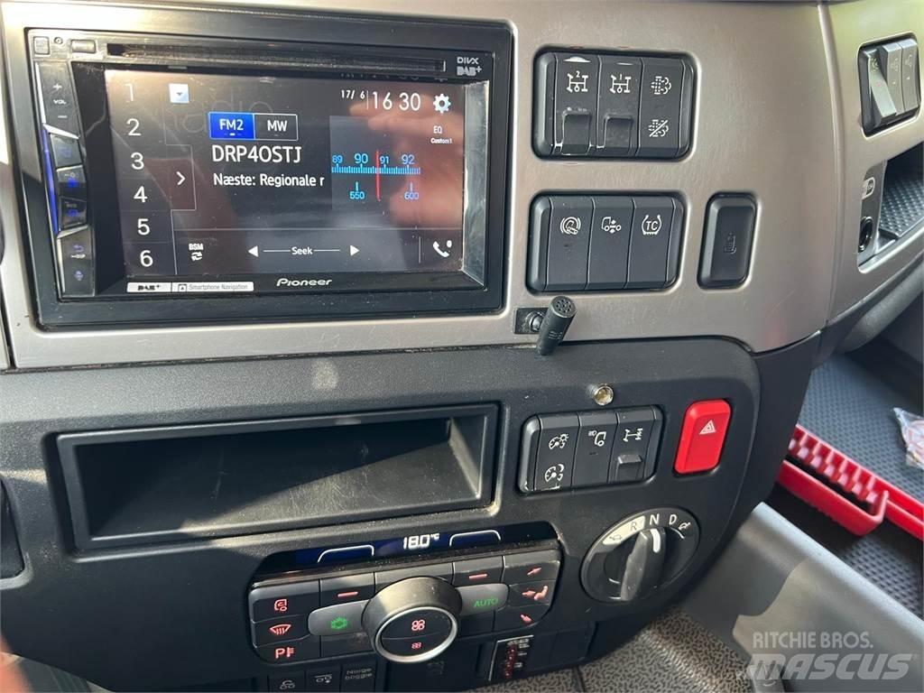 DAF CF 480 FAX 8x2*6 Lanový nosič kontejnerů