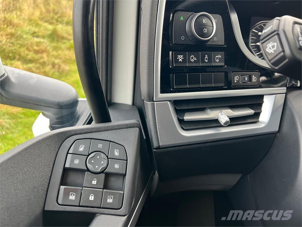 DAF XF530 FTS 6x2 Tahače