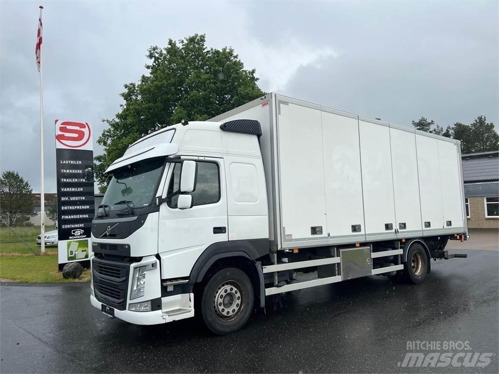 Volvo FM330 Skříňová nástavba