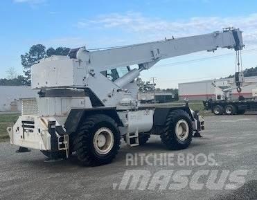 Terex RT 230 Jeřáby pro těžký terén