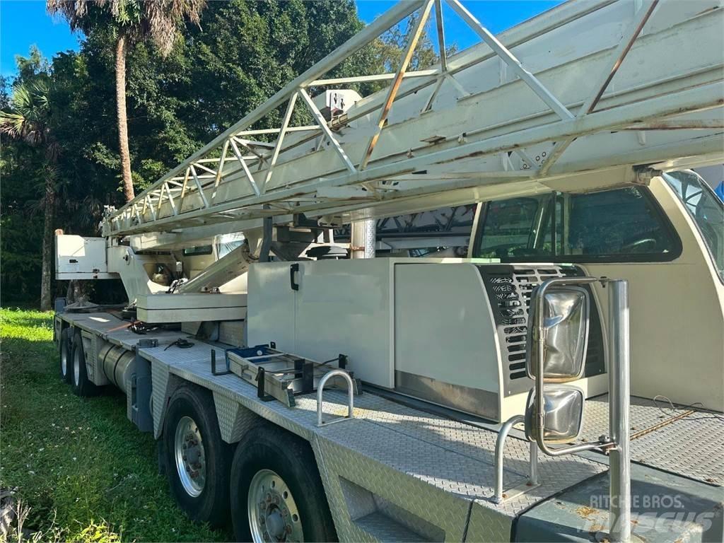 Terex T560-1 Univerzální terénní jeřáby