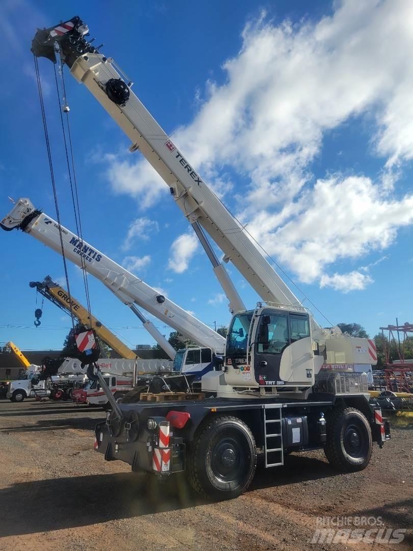 Terex TRT35 Jeřáby pro těžký terén
