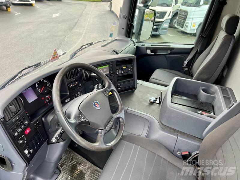 Scania P 410 Autojeřáby, hydraulické ruky