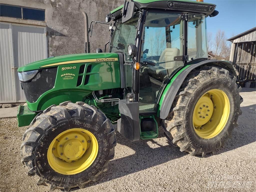 John Deere 5090 G Traktory