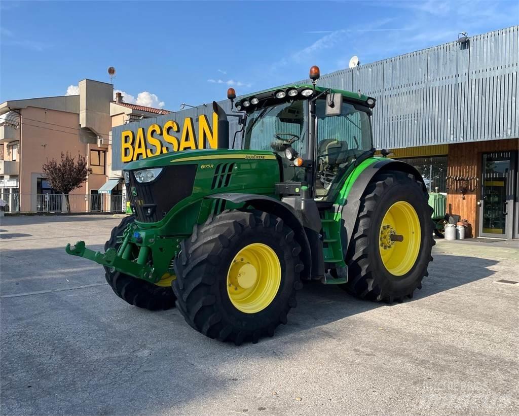 John Deere 6175 R Traktory
