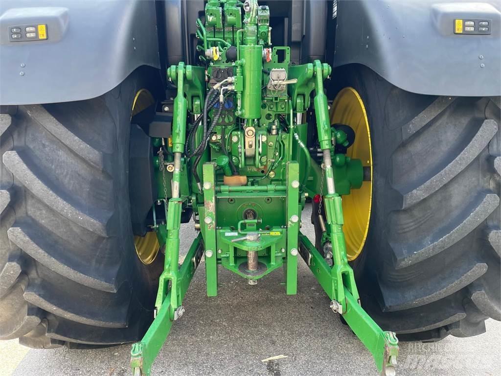 John Deere 6175 R Traktory