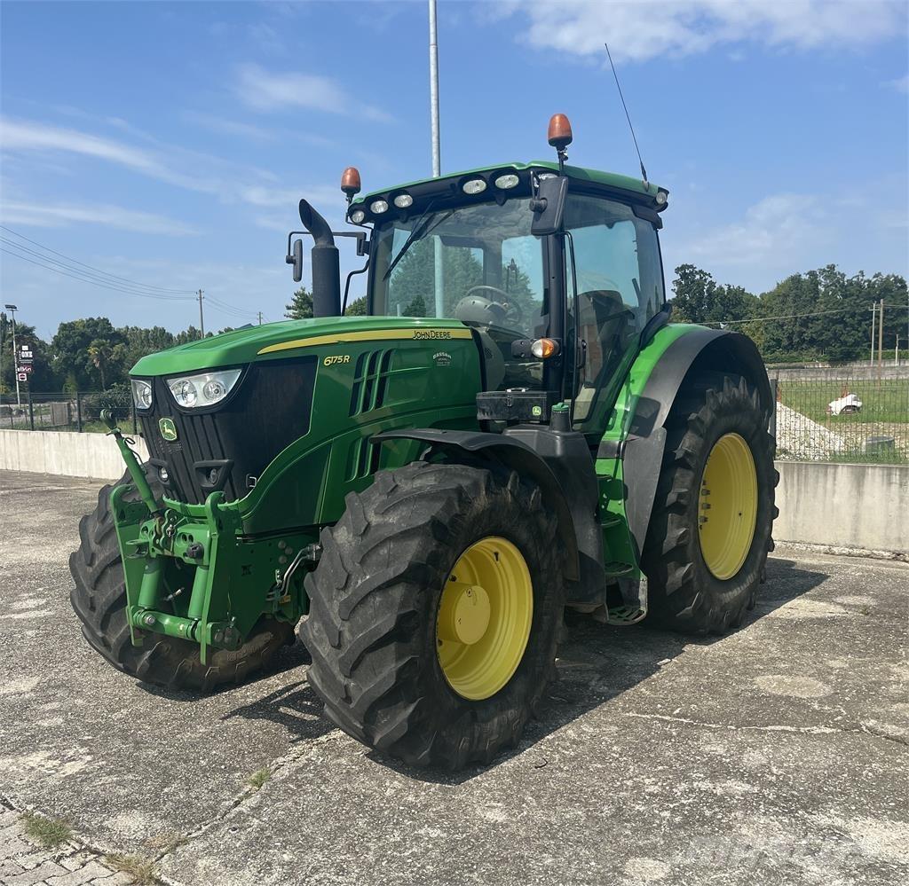 John Deere 6175 R Traktory