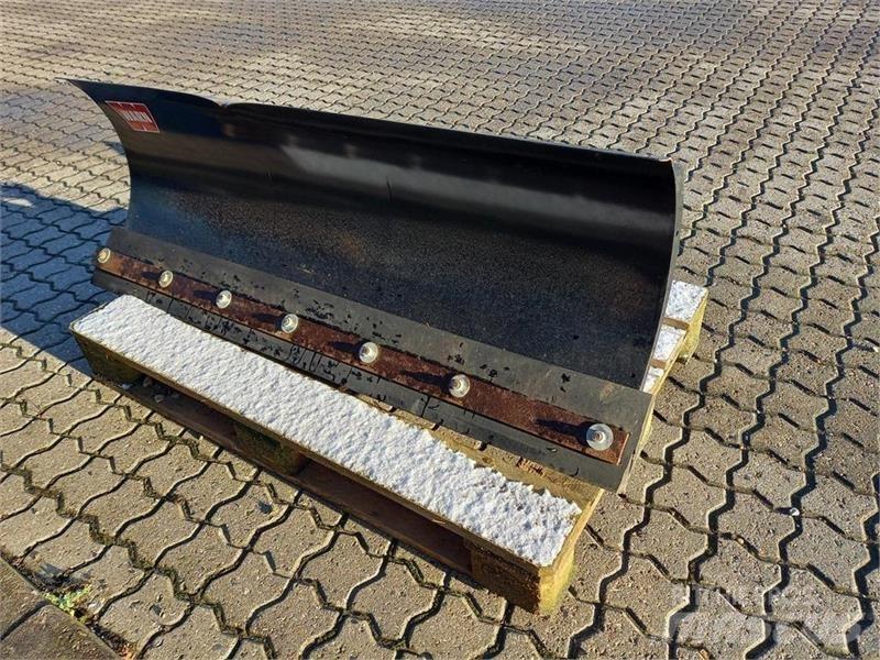  - - -  Warn Sněžné pluhy, přední sněhové radlice