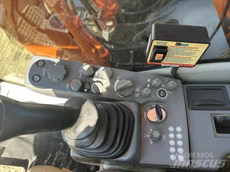 Hitachi ZX210LC-6 Pásová rýpadla