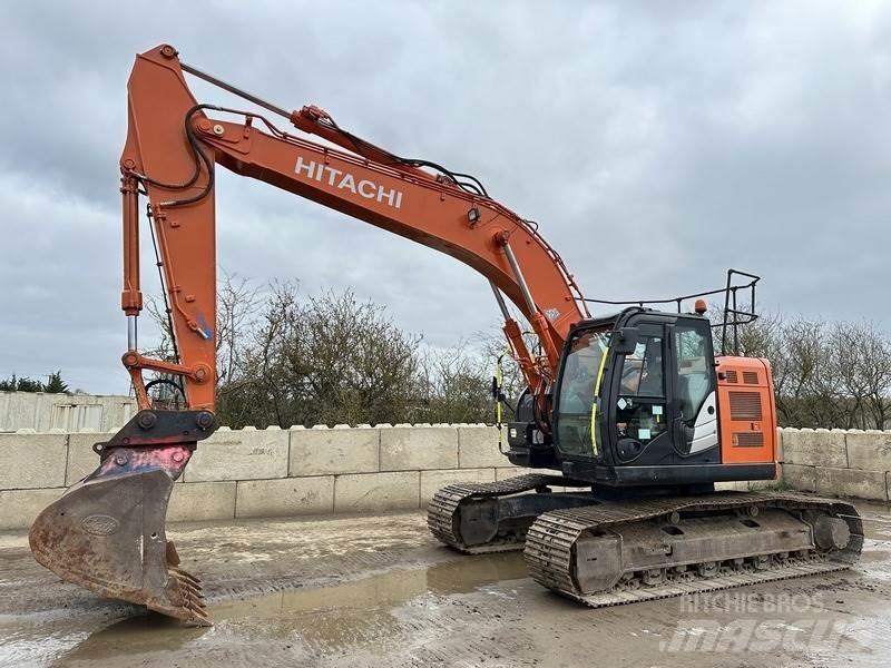 Hitachi ZX225USLC-6 Pásová rýpadla