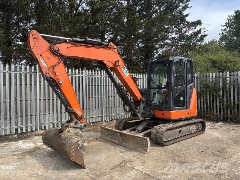 Hitachi ZX65 Midi rýpadla 7t - 12t
