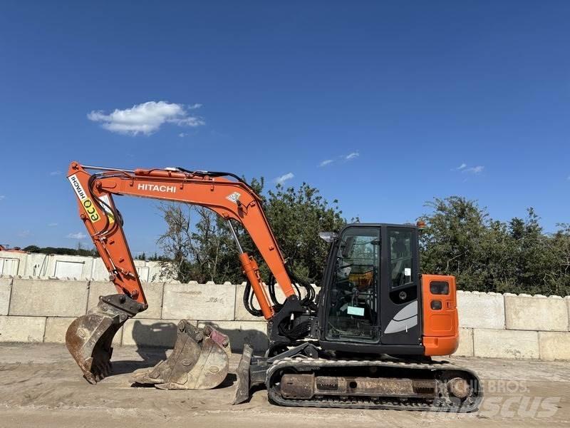 Hitachi ZX85 US-6 Midi rýpadla 7t - 12t