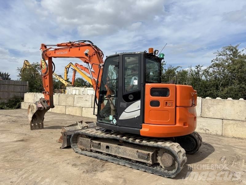 Hitachi ZX85 US-6 Midi rýpadla 7t - 12t