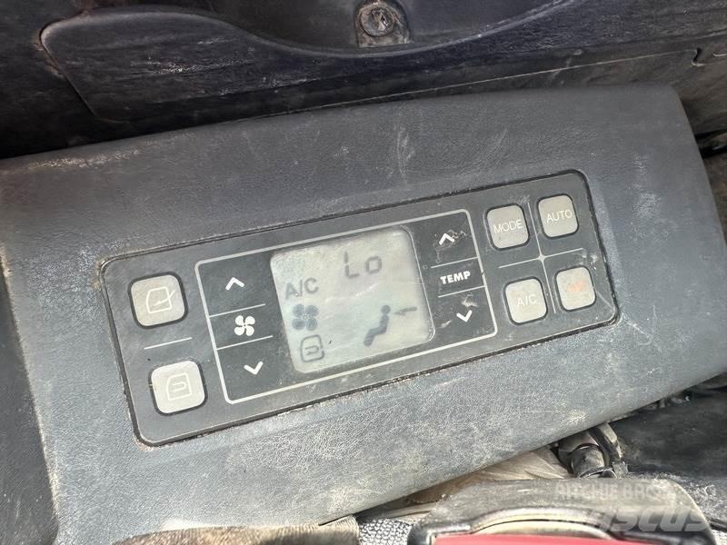 Hyundai HX130LCR Pásová rýpadla