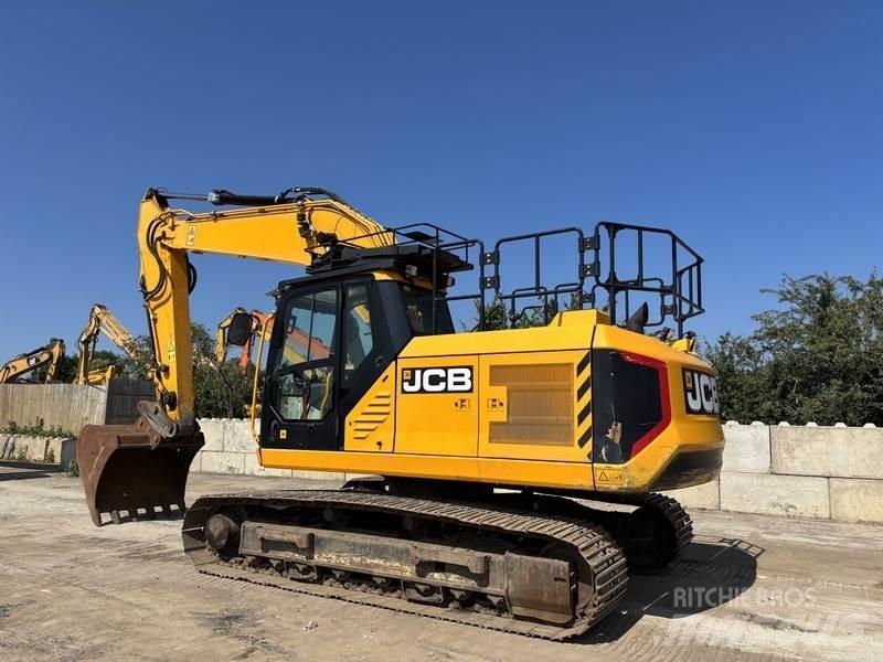 JCB 220X L 4F Pásová rýpadla