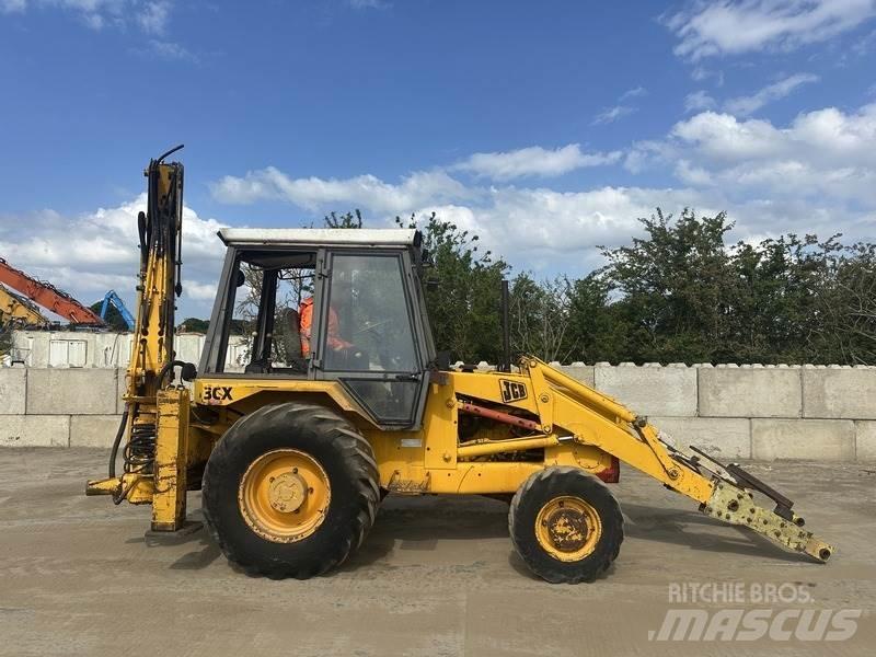 JCB 3CX Sitemaster Rýpadlo-nakladače