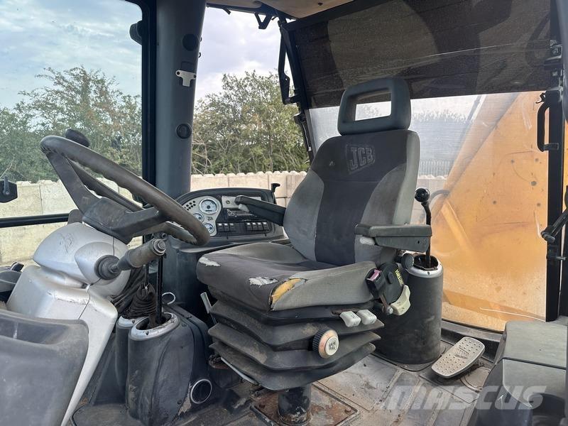 JCB 4CX Sitemaster Rýpadlo-nakladače