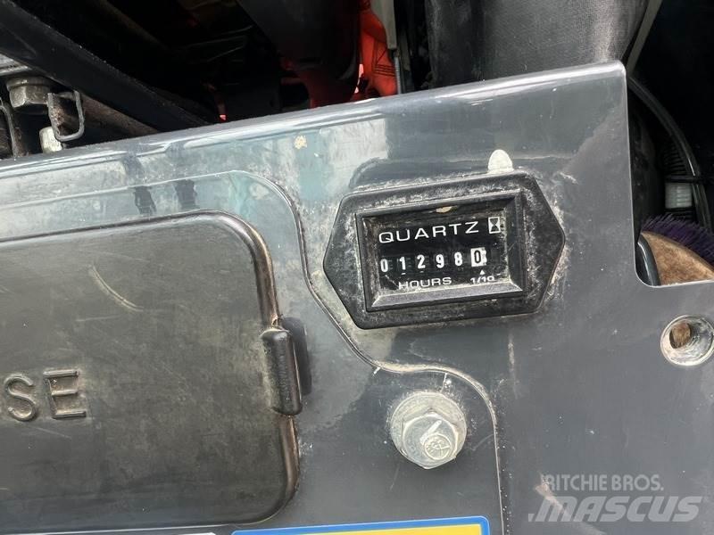 Kobelco SK28SR-6E Mini rýpadla < 7t