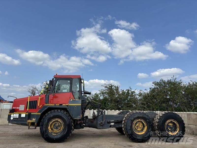 Komatsu HM300-1 Kloubové dempry