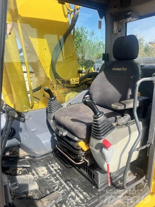 Komatsu PC210 LC-8 Pásová rýpadla