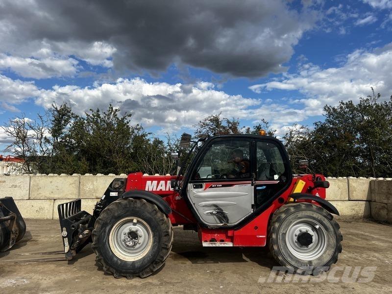 Manitou MT733 Teleskopické manipulátory