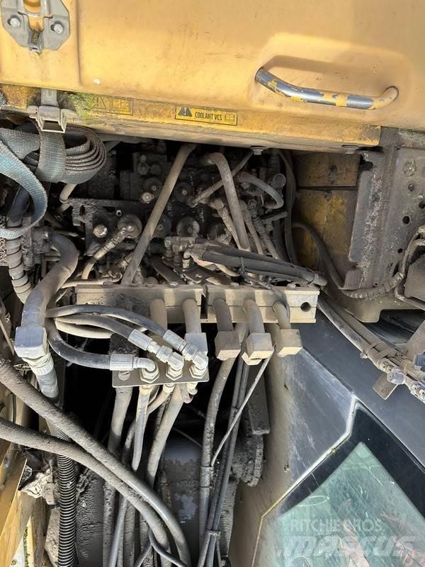 Volvo EW140C Manipulace s materiálem – ostatní