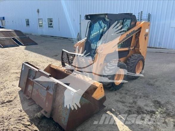 CASE 430 Smykem řízené nakladače