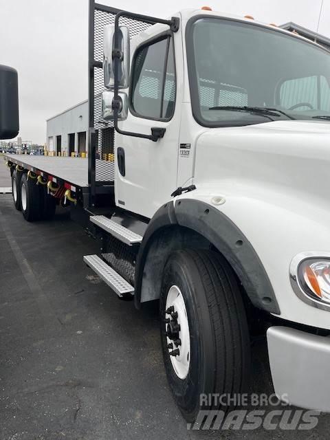Freightliner M2 Nákladní vozidlo bez nástavby
