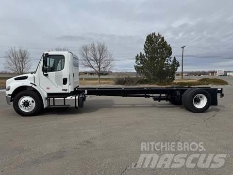 Freightliner M2 106 Tahače